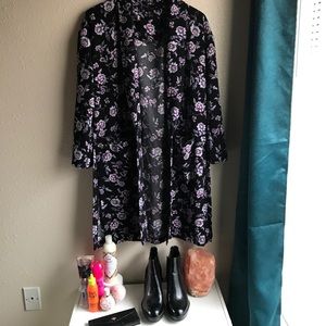 💚Forever 21 Floral Kimono-Blazer💚